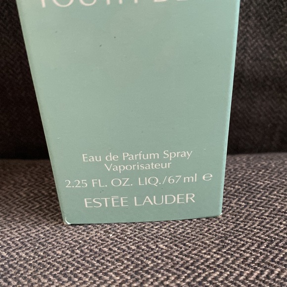 Estée Lauder Youth Dew parfum spray 2.25 fl oz 80% fu - Picture 4 of 5